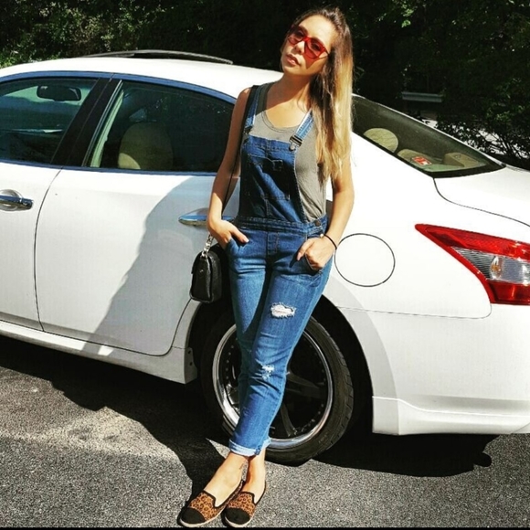 Meet your Posher, Leesa - Picture 4 of 9